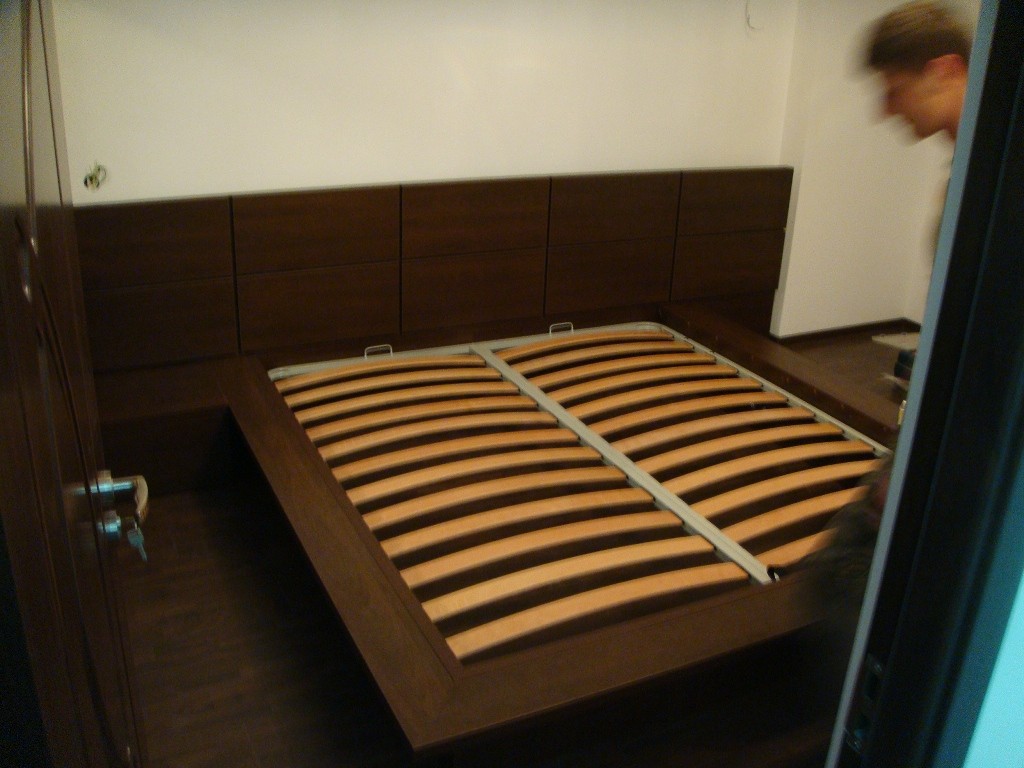 PAT 2000 X 1800 CU RAMA METALICA